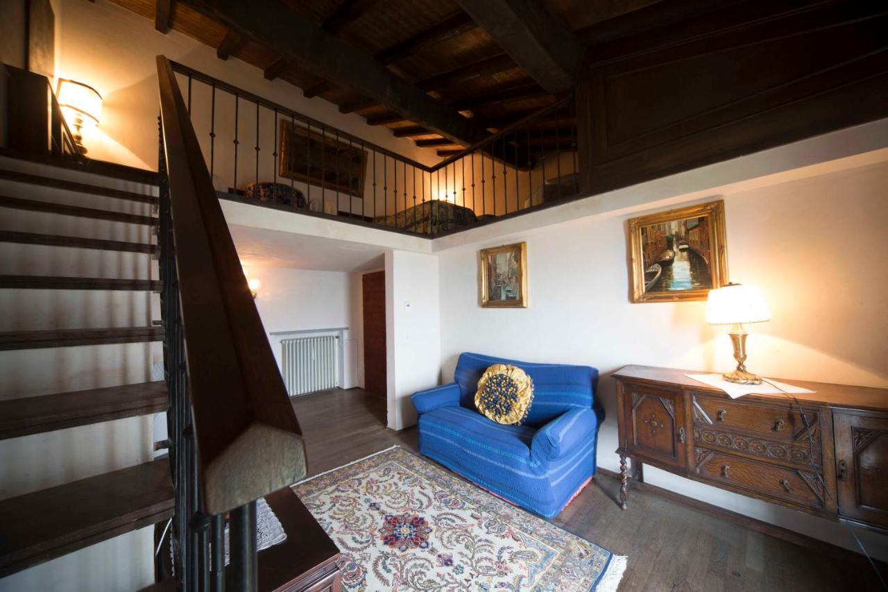 Hotel Castello Di Vigoleno Ngoại thất bức ảnh
